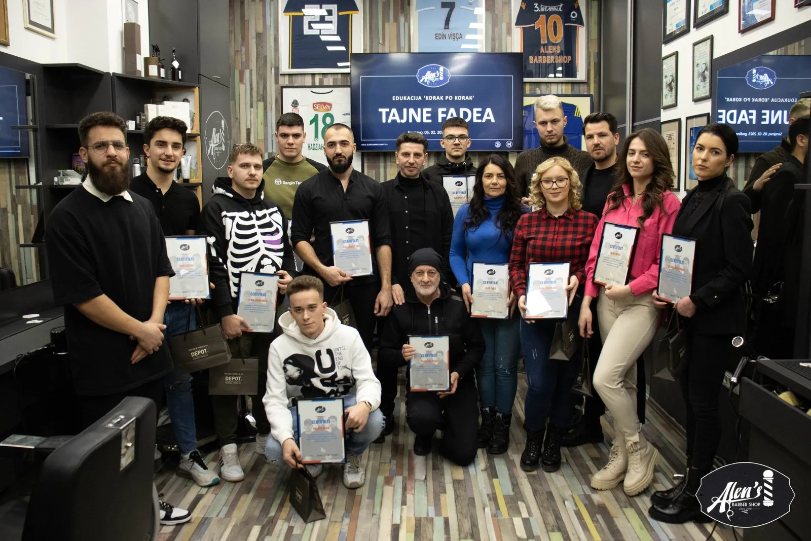 Polaznici edukacije „Tajne fadea” s certifikatima